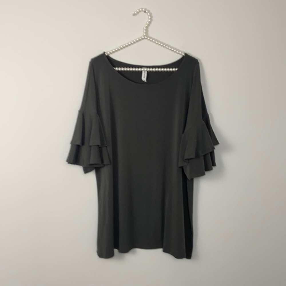 Zenana Outfitters Grey Tee with Flouncy Sleeves SIZE 2X
